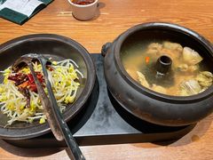 原味汽锅鸡-云海肴·汽锅鸡·云南代表菜(天山百盛优客店)