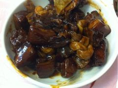红烧肉配百叶结-玲珑餐厅(陕西南路店)