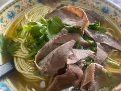 -金杨拉面王小吃面馆·牛三宝面·红烧牛肉粉