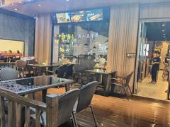 大堂-串东家·好酒配好串(拱墅万达金街店)