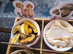 -菌自由丨野生菌火锅特色庭院餐厅(丽江古城店)