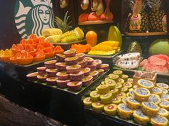 -雍容荟帝王蟹活龙虾展台自助(IFS黑金店)
