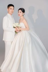 点击看大图 -挪娅婚纱摄影皇家会所