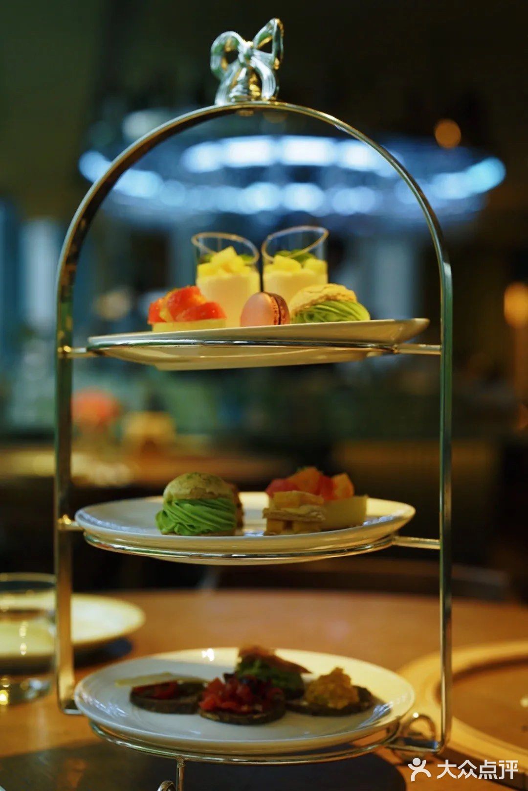 不愧是天目里的餐馆，高级感拉满！