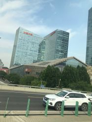 -东方美妍
