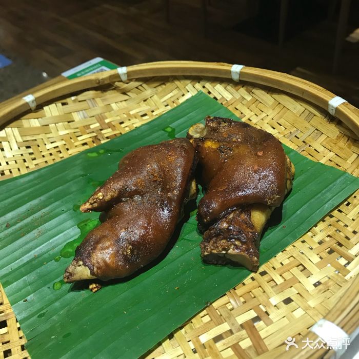 云水姑娘·云南餐厅(腾飞广场店)烤猪手图片 第7张