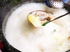 -墨脱石锅椰子鸡•海鲜糟粕醋(榆亚路店)