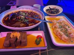 -粉墨特色菜·烧烤音乐酒馆