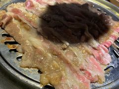 牛五花-喜来稀肉(北外滩白玉兰广场店)