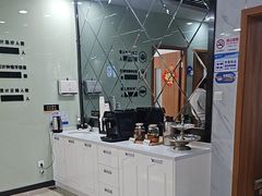 -茂菊口腔连锁(浦东南路店)