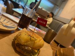 -必胜客(欢乐颂店)