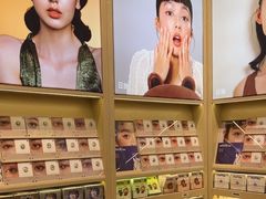 -moody彩瞳(环宇城店)