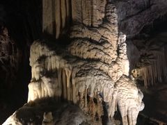 -波斯托伊纳溶洞