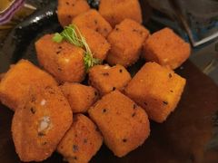 -桂满陇·手作小笼包&江南叫花鸡(中山公园店)