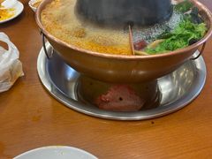 -楼外楼大刀肉传统火锅居(幸福街店)