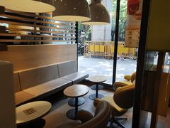 -麦当劳(杭州西湖银泰百货店)