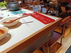 -老牌坊云南鱼豆花火锅(哈西万达店)