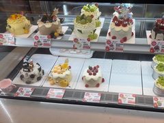 -花花卷卷·鲜食蛋糕(静安久光百货店)