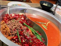 -沸炉重庆老火锅(军事博物馆店)