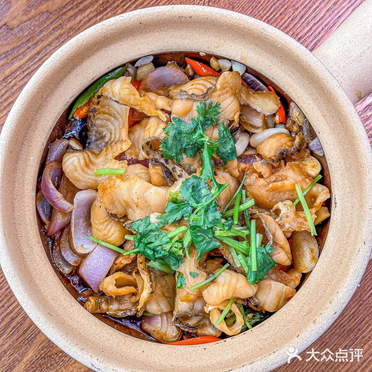 来王府井一定要尝尝他家的砂锅煲 逛街逛累了