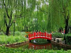 -玲珑塔公园