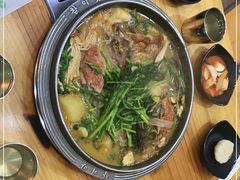 -真利味·脊骨火锅·正宗韩国料理(韩乐坊店)