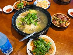 -谢老五跷脚牛肉·非遗传承店