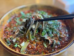 -乐山第一家临江鳝丝(茶坊路店)