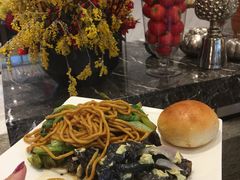 -上海虹桥西郊假日酒店