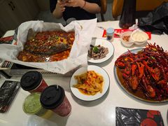 -钳小柒·小龙虾蓝龙王烧烤夜宵(长寿路店)