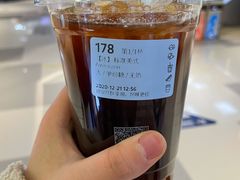 -瑞幸咖啡(绿地新都会9号楼店)