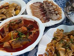 烤肉腊肉-瑞丰园庭院餐厅·白族传统家常菜