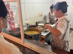 -文山荷鲜居(翠湖店)