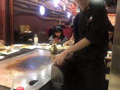 -利昂法式铁板主题餐厅(新奥购物中心店)