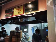 门面-鸡鸣汤包(红山动物园店)