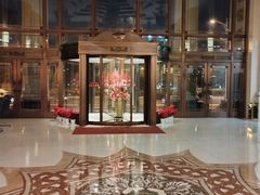 -碧中海汤泉汗蒸酒店