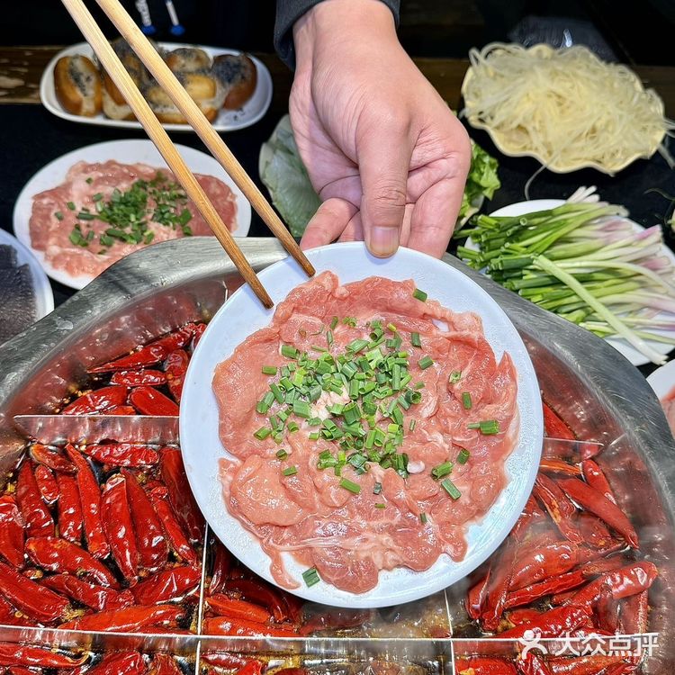 是谁还没吃过秋孃孃火锅？