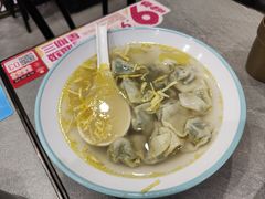 -小杨生煎(白玉兰广场店)