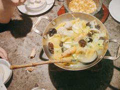 -绿茶餐厅(天津天河城店)