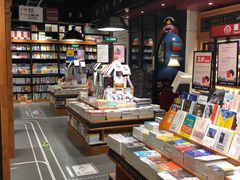 -丽达购物中心(崂山店)