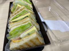 -红跑车蛋糕世界(网巾市店)