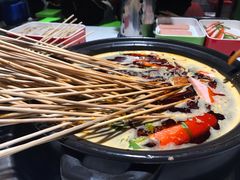 -钢管厂五区小郡肝串串香(奥克斯广场锦城万达店)