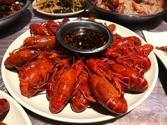 -巴厘龙虾·榜首油焖大虾(音乐学院·沿江酒馆店)