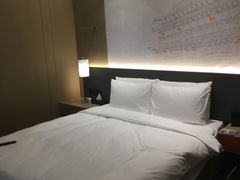 -西安君富酒店(大明宫龙首原地铁站店)