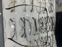 -美式眼镜·授权蔡司.依视路.尼康.豪雅.明月(南翔印象城店)