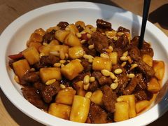 松子牛肉炒年糕-兔爸私家小厨(新北万达店)