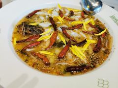 -渔语鱼酸菜鱼新川菜(来福士店)