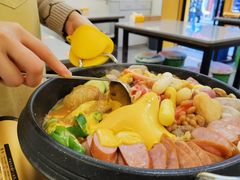 -豚妈妈汤饭·部队锅(南京东路店)