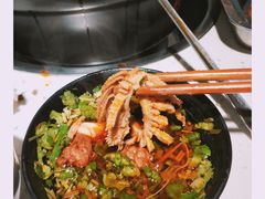 -钢管厂五区小郡肝串串香(奥克斯广场锦城万达店)