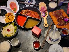 -热火朝天鲜切牛肉火锅(南强街巷店)